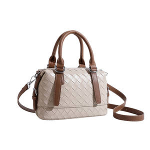 Bolso cruzado de cuero PU de alta calidad para mujer, versión coreana, moda Simple, cremallera, diseño cuadrado pequeño, dos damas, verano 2025 - Product Image 5