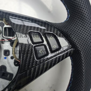 Nuevo Volante Deportivo M de Fibra de Carbono Forjada y Alcántara con Franjas para BMW E60 2007 - Product Image 4