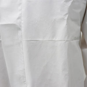 Combinaison de protection Junlong pour salle blanche, en <span class=keywords><strong>film</strong></span> microporeux laminé, imperméable, anti-coupure, antistatique, homologuée Type 5/6 - Product Image 4