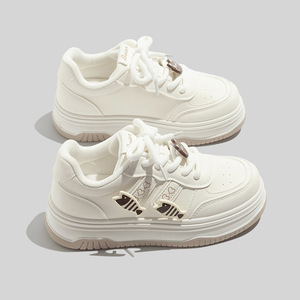 Nouvelles Chaussures de Skateboard Chunky Classiques à Logo Personnalisé pour Femmes – Nouveaux Styles Tendance - Product Image 4