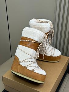 Bottes d'hiver antidérapantes de haute qualité de marque originale pour unisexe, avec dessus en fourrure douce et confortable, semelle intermédiaire en peluche pour la cheville et le pied. - Product Image 4