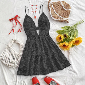 เดรสแฟชั่นผู้หญิงทรงเอไลน์สั้น คอวีเซ็กซี่ แขนกุด ผ้าแจ็คการ์ด ดีไซน์เก๋ - Product Image 3