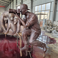 Escultura de Figura Personalizada, Gran Estatua de Fotógrafo en Bronce para Plazas y Proyectos Comerciales