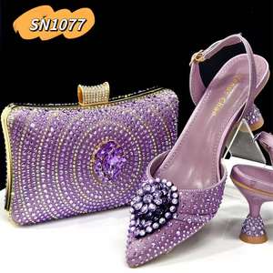 Set di <span class=keywords><strong>scarpe</strong></span> e borse da donna in stile italiano <span class=keywords><strong>lilla</strong></span> pietra africana e perline <span class=keywords><strong>scarpe</strong></span> Set di alta qualità <span class=keywords><strong>tacco</strong></span> alto da abbinare - Product Image 1