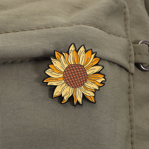 Mooie Zonnebloem Emaille Spelden Romantische Bloem Broches Metalen Revers Badge Decoratie Sieraden Geschenken Groothandel - Product Image 3