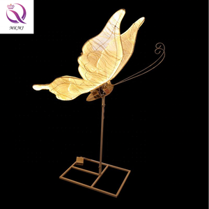 Decorazione Matrimoniale, Luci a Farfalla Elettriche Apribili e Chiudibili, Illuminazione Colorata per Corridoio Nuziale, Lampadario a Soffitto - Product Image 4