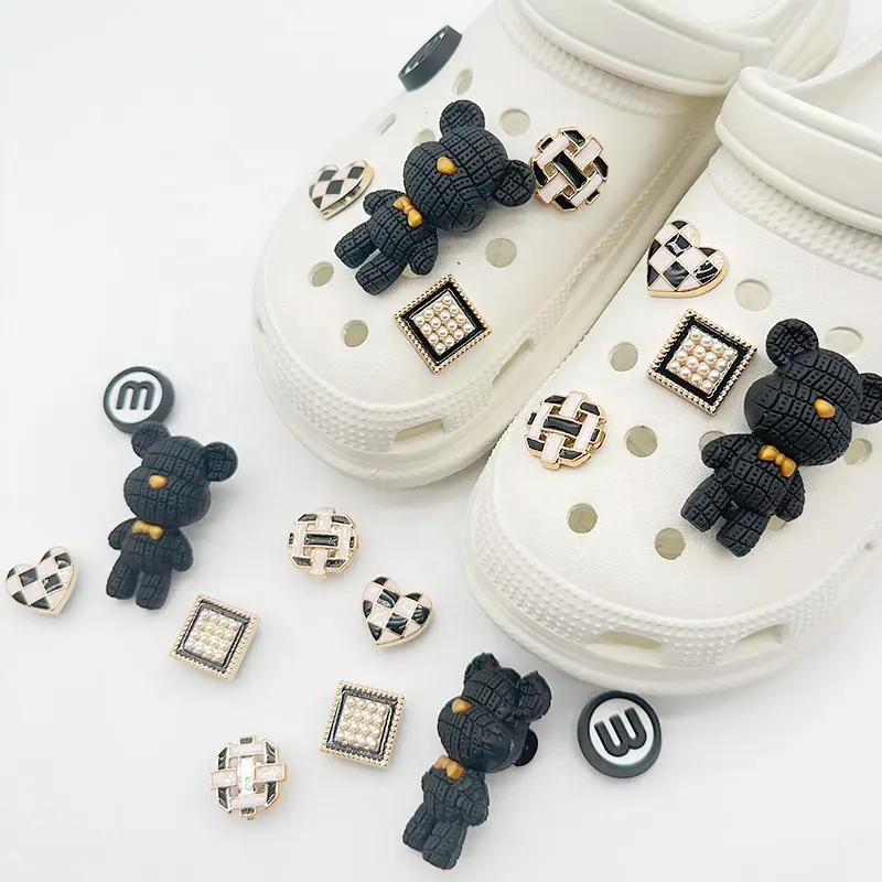 Schuhoberfläche Zierzubehör DIY Loch Schuhe Dekoration 3D Bär PVC Luxus-Schuhreifer