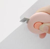 Couteau utilitaire DIY mignon en forme de patte de chat, lame rétractable en acier inoxydable, manche en ABS, ouvre-boîte de sécurité pour l'école, le bureau, OEM