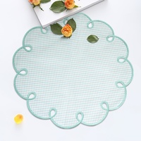 Ensemble de sets de table carrés personnalisés réutilisables en polyester-coton brodés traditionnels, napperons et sous-verres décoratifs