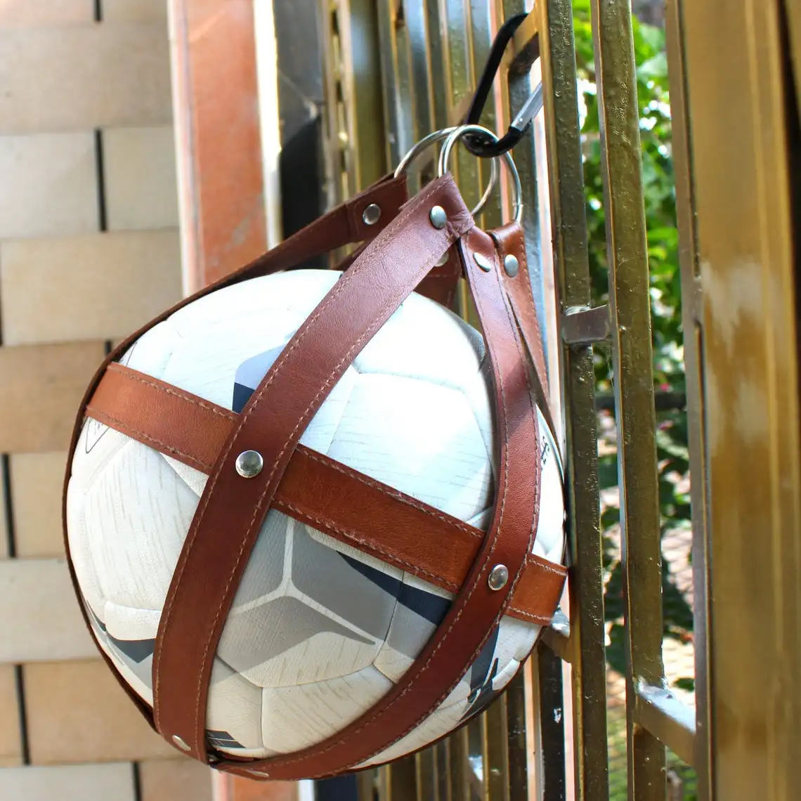 Ball Carrying Harness Bag Football Holder Sports Accessories Leather Soccer Ball Holder Sports Product Accessory