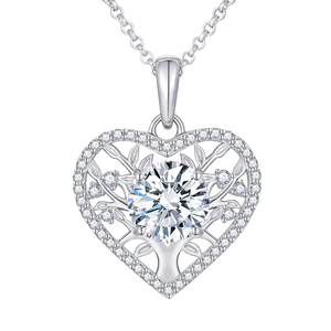 Collier de luxe tendance en argent sterling S925 avec moissanite en forme de cœur, sertie griffe, 1,0 ct, couleur D, pureté VVS - Product Image 1