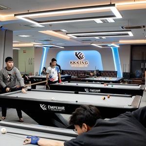 Table de billard moderne et luxueuse en ardoise, nouveau design, stable et personnalisable, de qualité supérieure, table de billard fantaisie KKKing - Product Image 5