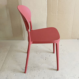 Sillas de Comedor Apilables de Plástico Resistente al Por Mayor - Diseño Moderno para Restaurantes, Cafeterías y Hoteles - Product Image 2