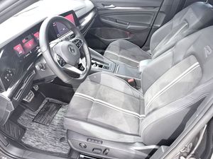 Volkswagen <span class=keywords><strong>Golf</strong></span> Mk8 280TSI <span class=keywords><strong>R</strong></span>-<span class=keywords><strong>Line</strong></span> 2023, 1.4T, boîte de vitesses à double embrayage <span class=keywords><strong>7</strong></span> rapports, essence, hayon, traction avant, feux LED, <span class=keywords><strong>toit</strong></span> <span class=keywords><strong>ouvrant</strong></span> panoramique - Product Image 4