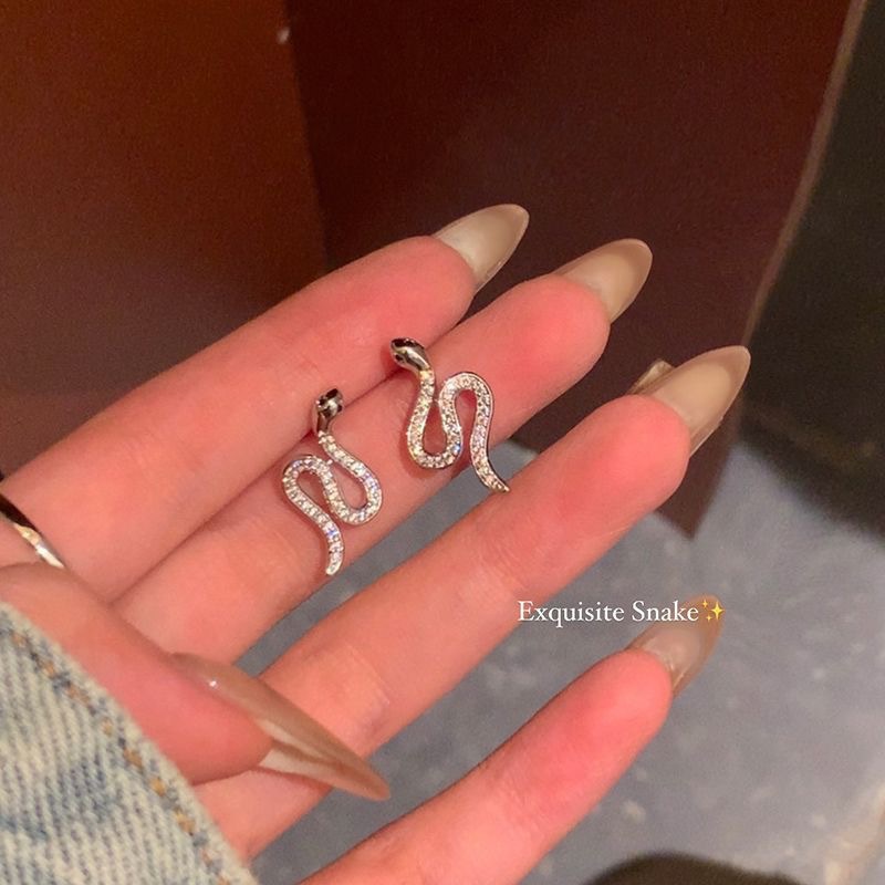 A1365 Argent [Boucles d'oreilles personnalisées en forme de serpent]