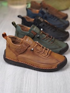 OEM Logo fatto a mano in <span class=keywords><strong>pelle</strong></span> da <span class=keywords><strong>uomo</strong></span> Casual Slip-On scarpe traspiranti alla moda con utensili taglie forti stile da passeggio - Product Image 3