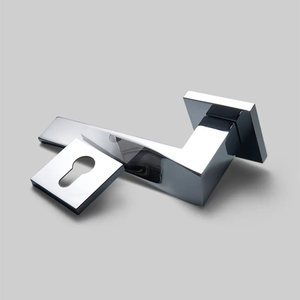 Manija de Puerta Interior y Herraje de Cerradura SSR Modernos en Oro Brillante con Control Táctil Ambidiestro y 1 Año de Garantía - Product Image 6