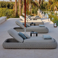 Chaises longues modernes en aluminium pour l'extérieur, avec coussins, pour patios, villas, bars à vin, hôtels de charme, piscines, plages