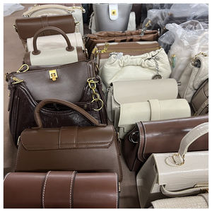 Factory Outlet <span class=keywords><strong>Guess</strong></span> Bags para mujeres Artículos originales a granel Lotes al por mayor Bolsos de segunda mano, bolsos pequeños nuevos para mujeres Damas - Product Image 5