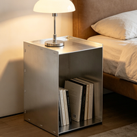 Table d'appoint industrielle en aluminium brossé sur mesure avec boîte de rangement pour salon et chambre