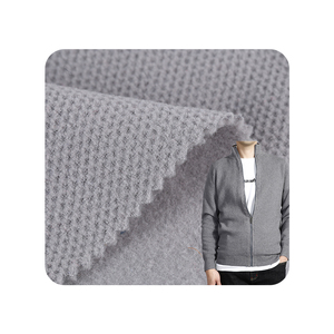Fabricantes suministro reciclado 100 poliéster piña de punto Hometextile Coral polar tela <span class=keywords><strong>para</strong></span> Manta con capucha/zapatillas - Product Image 1