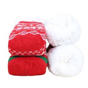 Chaussettes <span class=keywords><strong>de</strong></span> sol européennes américaines d'hiver <span class=keywords><strong>de</strong></span> Noël Cartoon Chaussons en velours d'agneau épaissi doublés en polaire pour adultes et enfants - Product Image 5