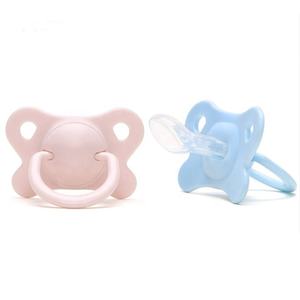 Vente en gros de produits pour nourrissons Tetine Alimentaire Silicone Bebe Biyikli Emzik Articles orthodontiques Mannequin en caoutchouc naturel pour nouveau-né - Product Image 1
