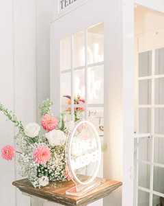 Londoner Telefonzelle als Hochzeitsdekoration, Requisite in Antikweiß, Hochzeitstelefonzelle für Partys und Events - Product Image 5