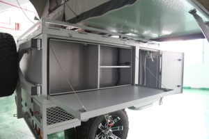 <span class=keywords><strong>Caravane</strong></span> tout-terrain légère avec suspension indépendante, tente <span class=keywords><strong>de</strong></span> toit et cuisine coulissante - Product Image 2