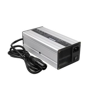 Cargador de Batería de Alta Potencia 24V-72V 6A-20A 600W para Scooter, Motocicleta, Triciclo Citcoco, Litio y Plomo-Ácido - Product Image 5