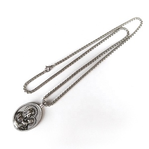 Nuova Collana con Ciondolo Religioso Cristiano in Acciaio Inossidabile Placcato Oro 18k con Madonna e <span class=keywords><strong>Gesù</strong></span> - Product Image 2