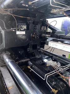 Machine de moulage par injection de plastique électrique horizontale Yizumi 160-200T avec moteur servo PLC et vis - Product Image 6