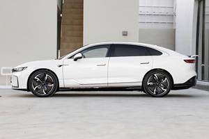 混合动力追光新能源蓝途智光580公里纯电汽车梦想家梦想电动车 Voyah Free - Product Image 5