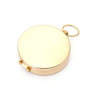 بوصلة من النحاس النقي ، بوصلة مضيئة من أجل التخييم والمشي لمسافات طويلة - Product Image 2