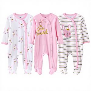 Conjunto de Regalo para Recién Nacida, 27 Piezas, Ropa para Bebé Niña, Patrones de Corazones a Rayas, Bodys, Pantalones, Accesorios Esenciales - Product Image 1