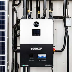 E G 4 6000XP 48V 6kW Onduleur/Chargeur Tout-en-un Hors Réseau, Sortie CA Triphasée, Entrée Solaire 8kW, UL 1741 & 9540 - Product Image 3
