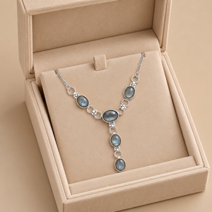 Collar con colgante en forma de Y ovalado de plata de ley 925 – Joyería elegante y moderna - Product Image 4