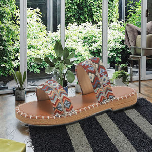 Tongs d'été confortables et respirantes en PU à bout ouvert pour femme et unisexe, avec détail nœud, idéales pour l'extérieur - Product Image 3