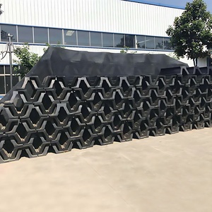 Qingdao Zhonghaihang Pilas de defensa de caucho macizo personalizadas, resistentes a la abrasión en agua salada, para amarre de embarcaciones, con bisagra para muelle y muelle flotante CCS - Product Image 6