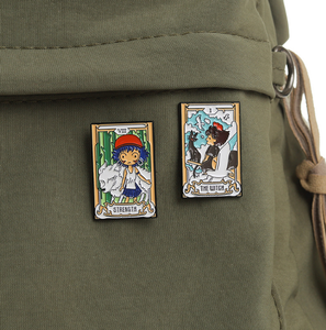 Al por mayor: Pines de metal duro esmaltados estilo bohemio, con temática de anime, tarot y dibujos animados, y distintivos de solapa suaves con técnica de fundición. - Product Image 5