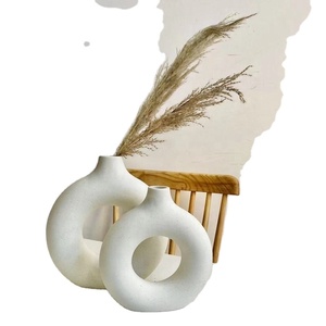 Vases en céramique style nordique minimaliste Ins Donuts pour salon, décoration d'hôtel, pots de fleurs, vase en céramique pour la décoration intérieure - Product Image 2