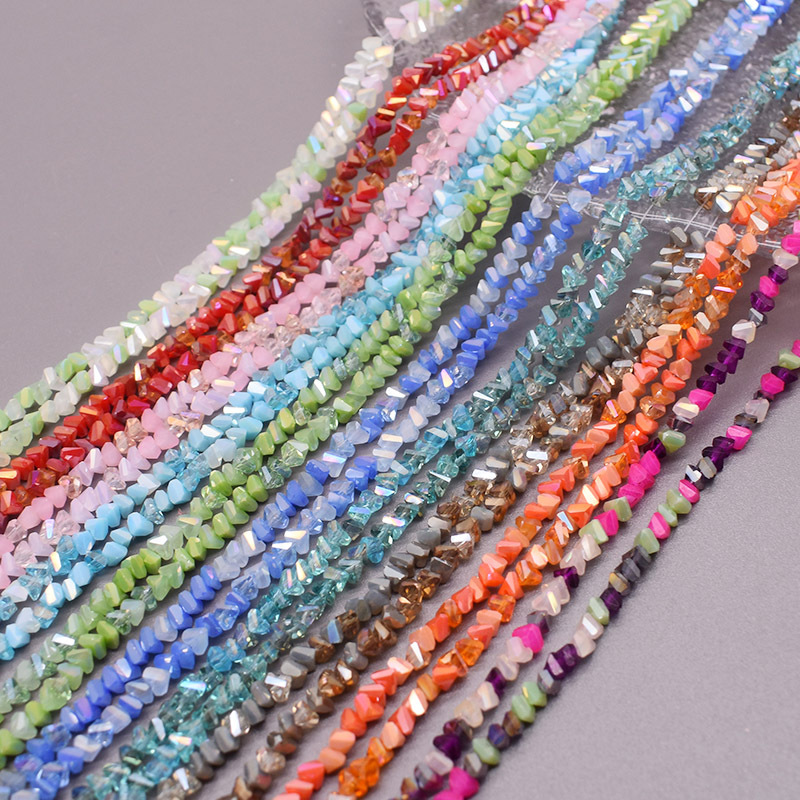 New Color 4mm 122pcs Triangle Crystal Glass Beads Charm Red Pink Loose Beads Jewelry Making DIY Earring Necklace China