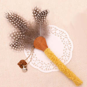 Juguete Ecológico Interactivo para Gatos, Palo para Masticar con Pluma y Fruta de Gall, Snacks para Limpiar el Paladar de Gatitos y Juguete para Gatos con Campana - Product Image 6