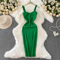 Robe caraco simple de couleur unie robe de hanche enveloppée tricotée pour femmes