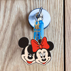 Diamant Peinture Acrylique <span class=keywords><strong>Mickey</strong></span> Minnie Lumière Porte-clés 2pcs Rond Spécial Diamant Accessoires Sac Pendentif - Product Image 4