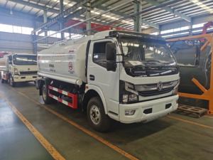 Nuevo camión cisterna diésel de 4000 litros, transmisión Manual, bajo consumo de combustible para supresión de polvo en la carretera - Product Image 6