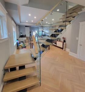 <span class=keywords><strong>Escalier</strong></span> DB Mono Beam | Lisse simple moderne en acier au carbone avec bandes de roulement en bois massif pour intérieurs à <span class=keywords><strong>deux</strong></span> étages - Product Image 4