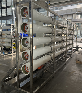 Usine professionnelle de dessalement d'eau de mer 300t/jour 13m³/h, système d'osmose inverse d'eau de mer avec récupération d'énergie - Product Image 1