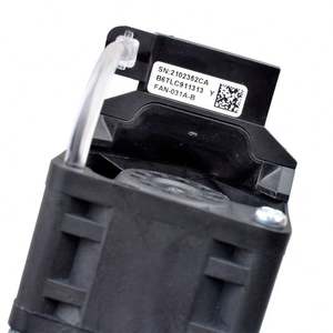 Le nouveau commutateur de serveur FAN-031A-B S5700 est doté d'un ventilateur de refroidissement intégré FFB0412EN. Le nouveau commutateur de serveur FAN-031A-B S5700 possède un - Product Image 4