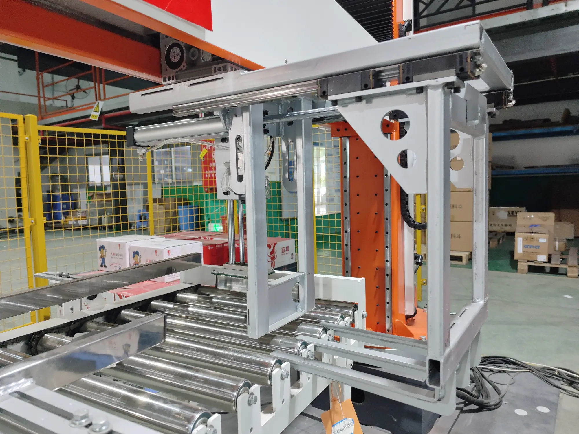 Focus Machines Hot Verkopen Hoge Productiviteit Industriële Robot Palletizer Voor Kartonnen Doos Tas